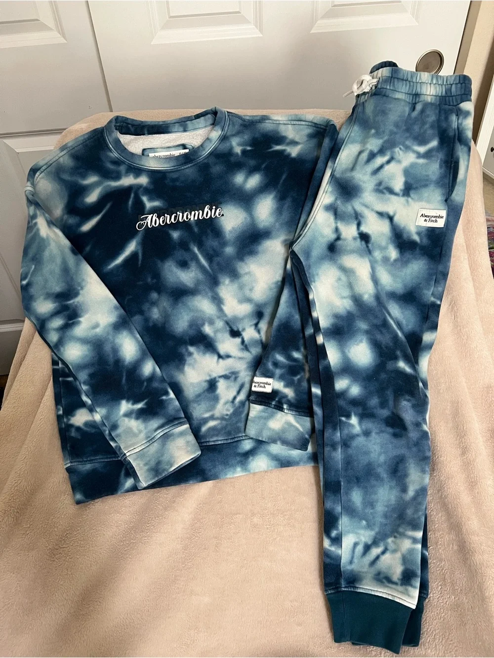 Abercrombie Kids Blue Tie-Dye Sweatshirt & Jogger Set